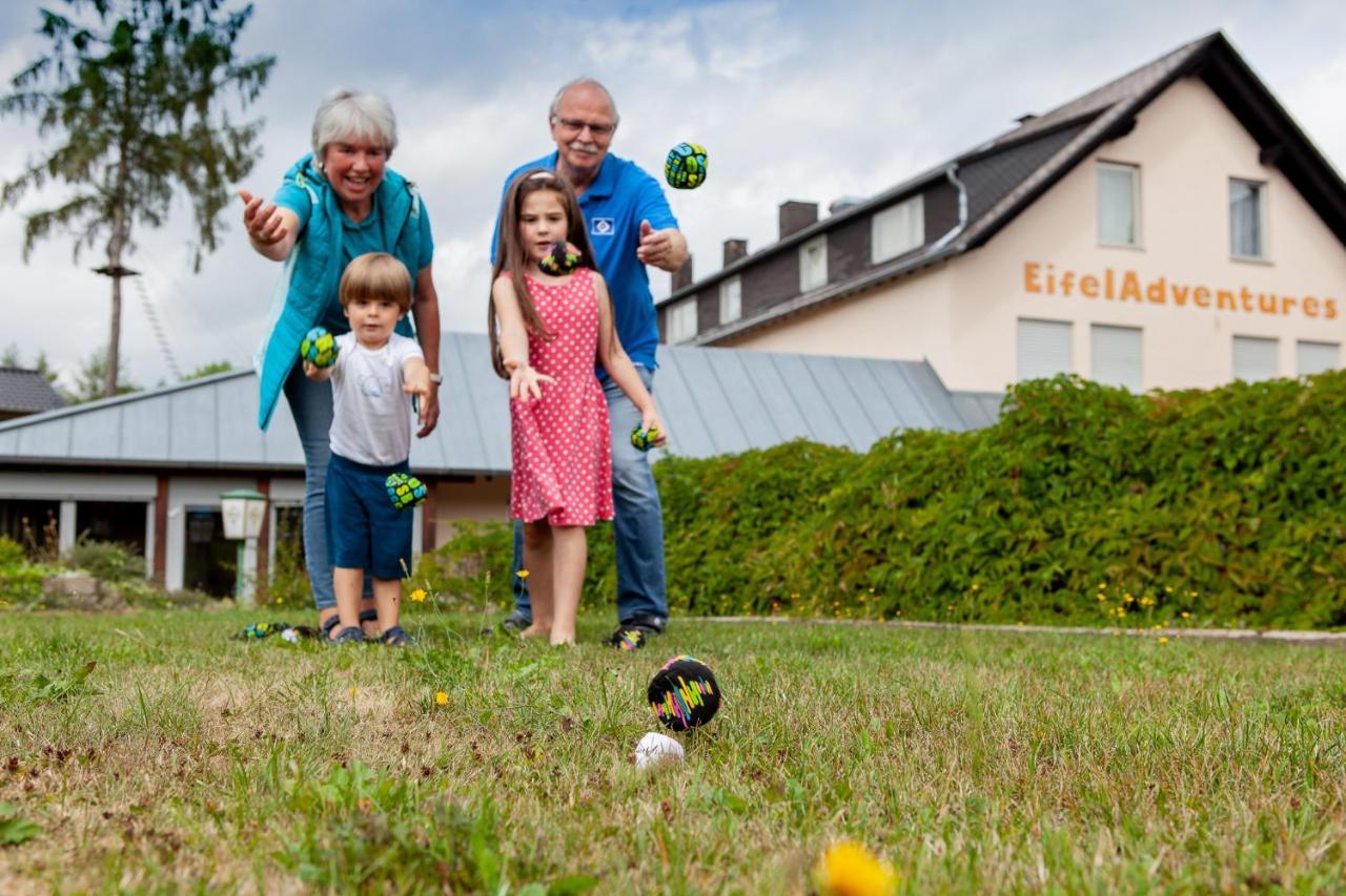 Appartementhaus Eifeladventures Berlingen Eksteriør billede